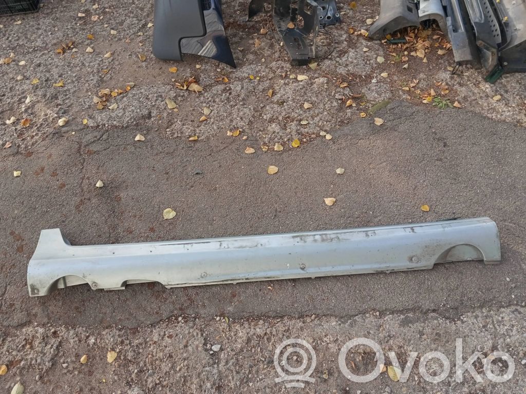 Volvo XC60 Sill 