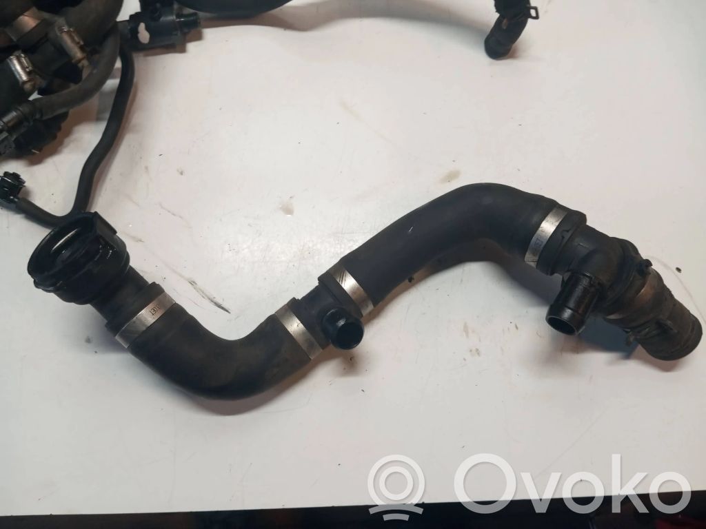 Volvo V70 Engine coolant pipe/hose 