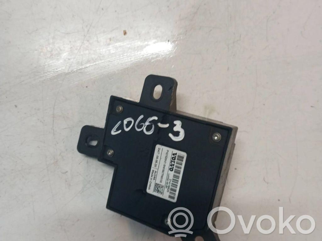 Volvo XC40 Seat adjustment handle 
