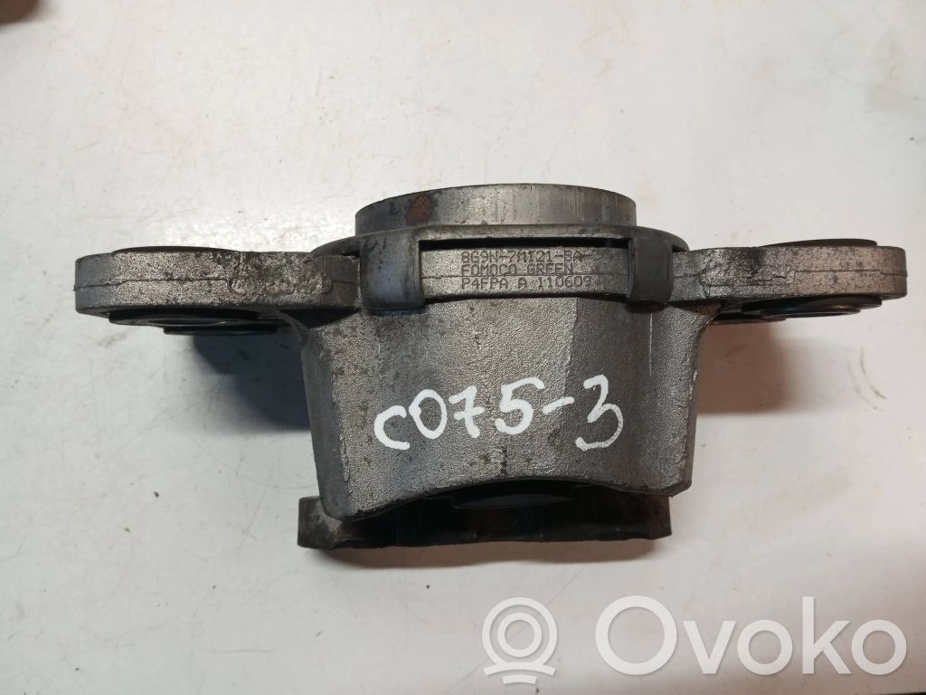Volvo S60 Engine mount bracket 
