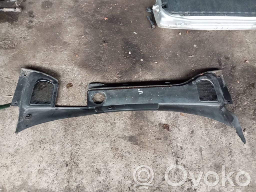 Volvo XC60 Pyyhinkoneiston lista 