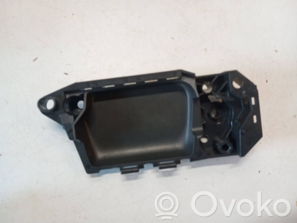 Volvo XC90 Tailgate trunk handle 