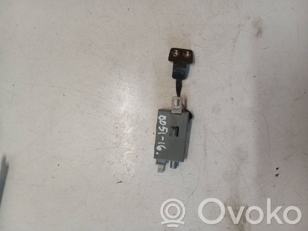 Volvo XC90 Antenos stiprintuvas 