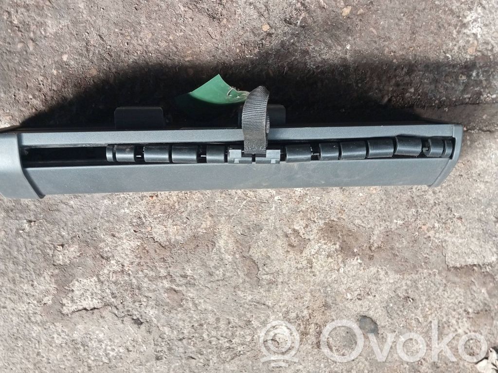 Volvo V60 Tinklelis 