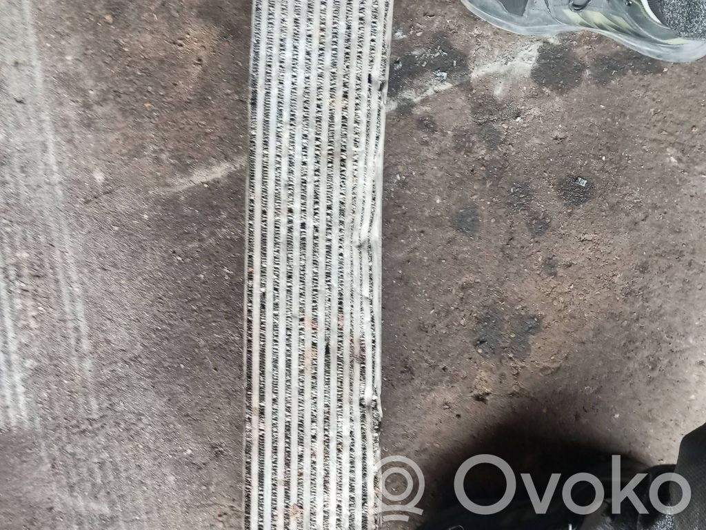 Volvo V60 Interkūlerio radiatorius 