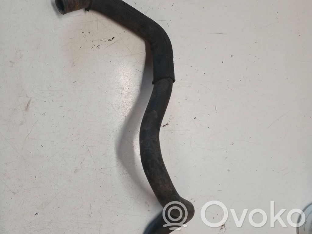 Volvo V60 Engine coolant pipe/hose 
