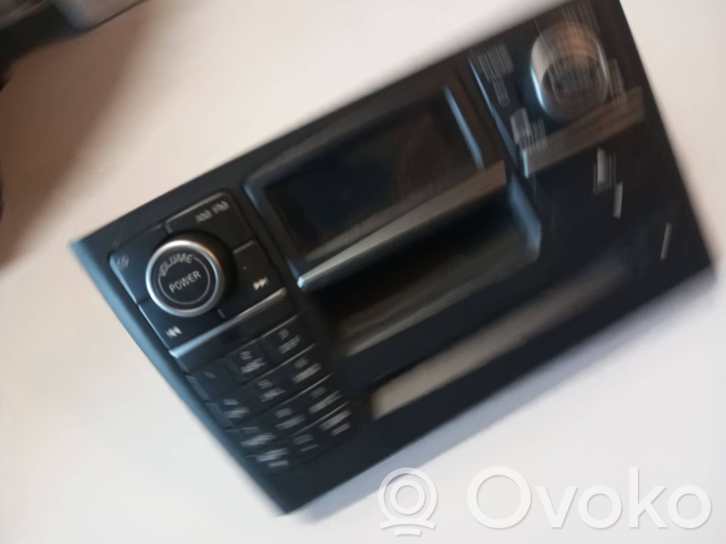 Volvo XC90 Radio/CD/DVD/GPS head unit 