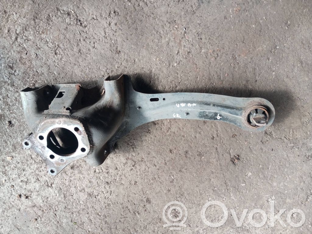 Volvo V40 Galinė stebulė 