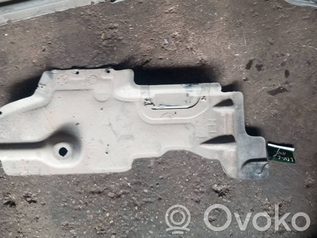 Volvo V40 Capac/apărătoare spate inferioară 