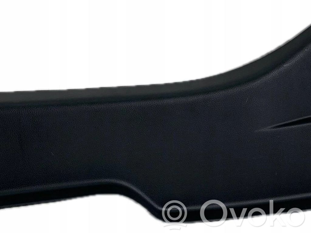 Dodge RAM (C) statramsčio apdaila 