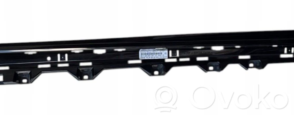 BMW i4 Sill/side skirt trim 
