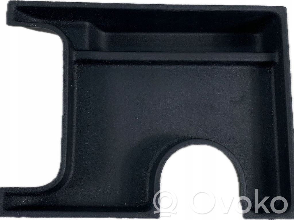 Dodge Charger Compartimiento/consola central del panel 
