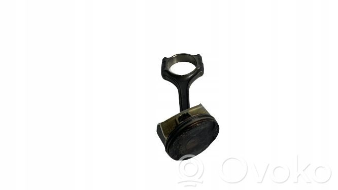 Piston   7UH47U7U