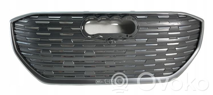 Audi e-tron Grotelės priekinės 
