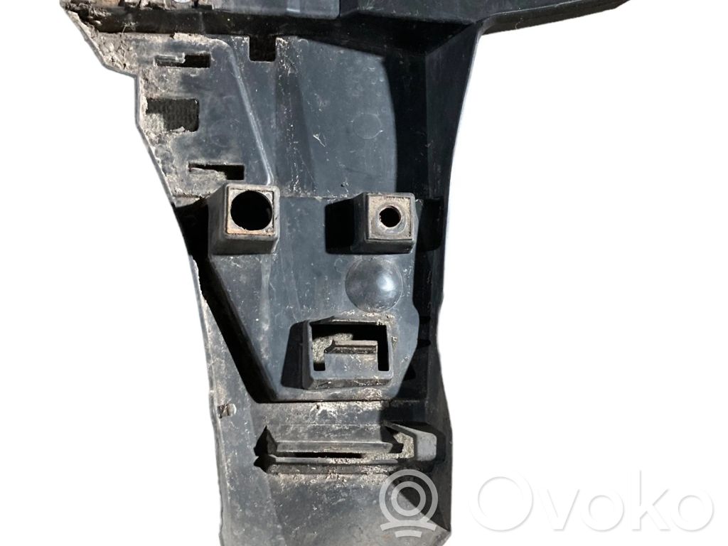 Volvo XC70 Front bumper mounting bracket 