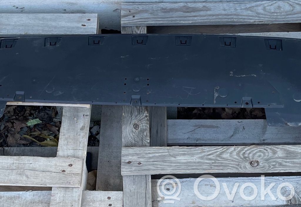Volkswagen Golf VIII Placa protectora/protector antisalpicaduras motor 