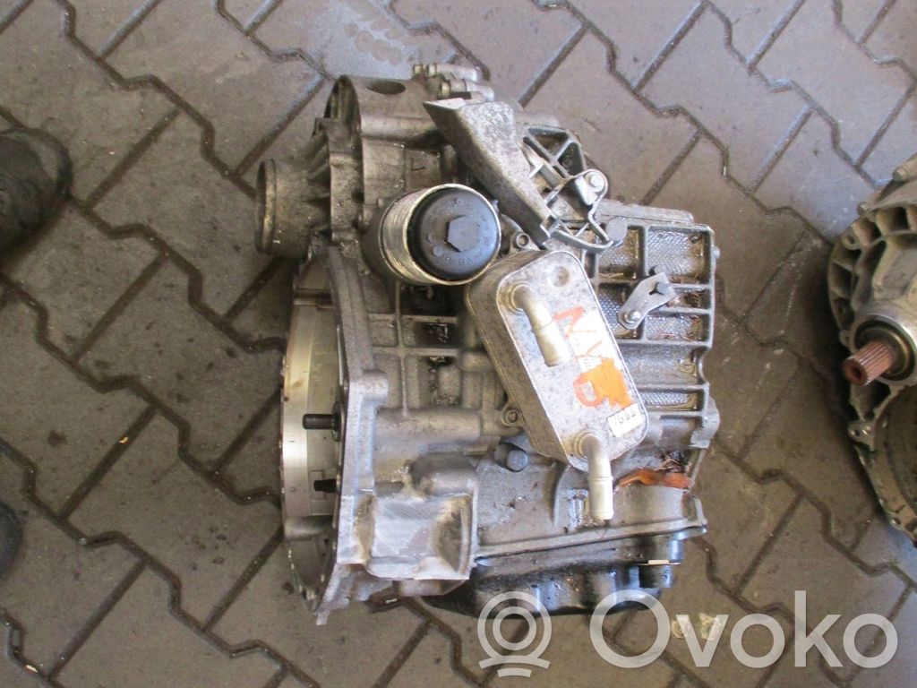 Volkswagen Transporter - Caravelle T5 Cutie de viteze automată 