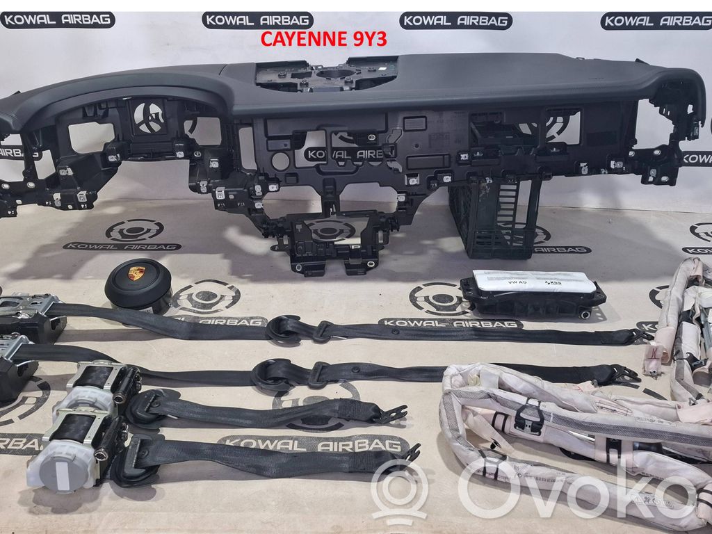 Porsche Cayenne (9Y0 9Y3) Deska rozdzielcza 