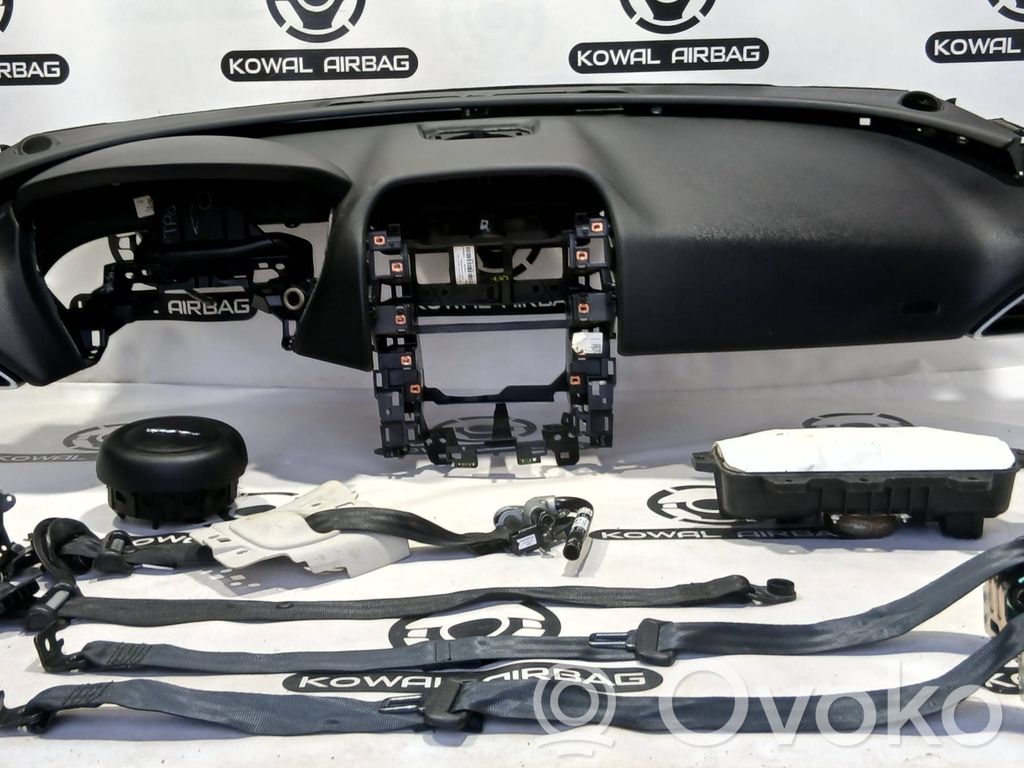Jaguar XE Panelė 