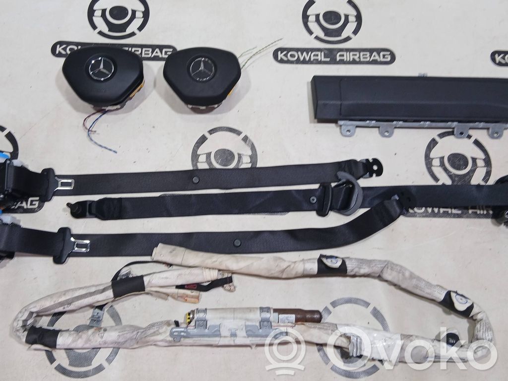 Mercedes-Benz GLA W156 X156 Poduszka powietrzna Airbag chroniąca kolana 