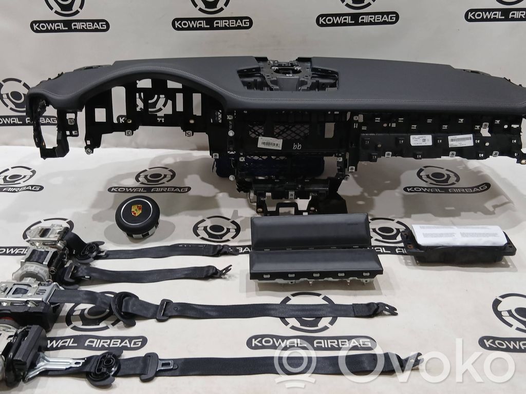 Porsche Cayenne (9Y0 9Y3) Deska rozdzielcza 