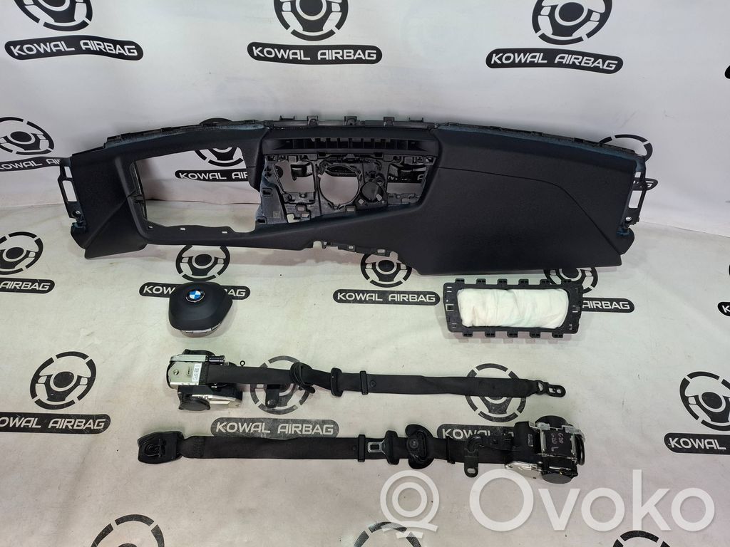 BMW 5 G60 G61 Oro pagalvių komplektas 