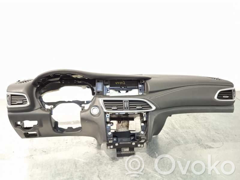 Infiniti Q30 Panel de instrumentos 