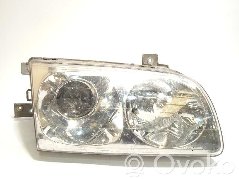 Hyundai Trajet Phare frontale 