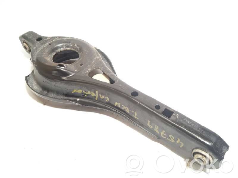 Ford Kuga II Brazo de suspensión trasero 
