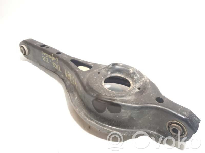 Ford Kuga II Brazo de suspensión trasero 