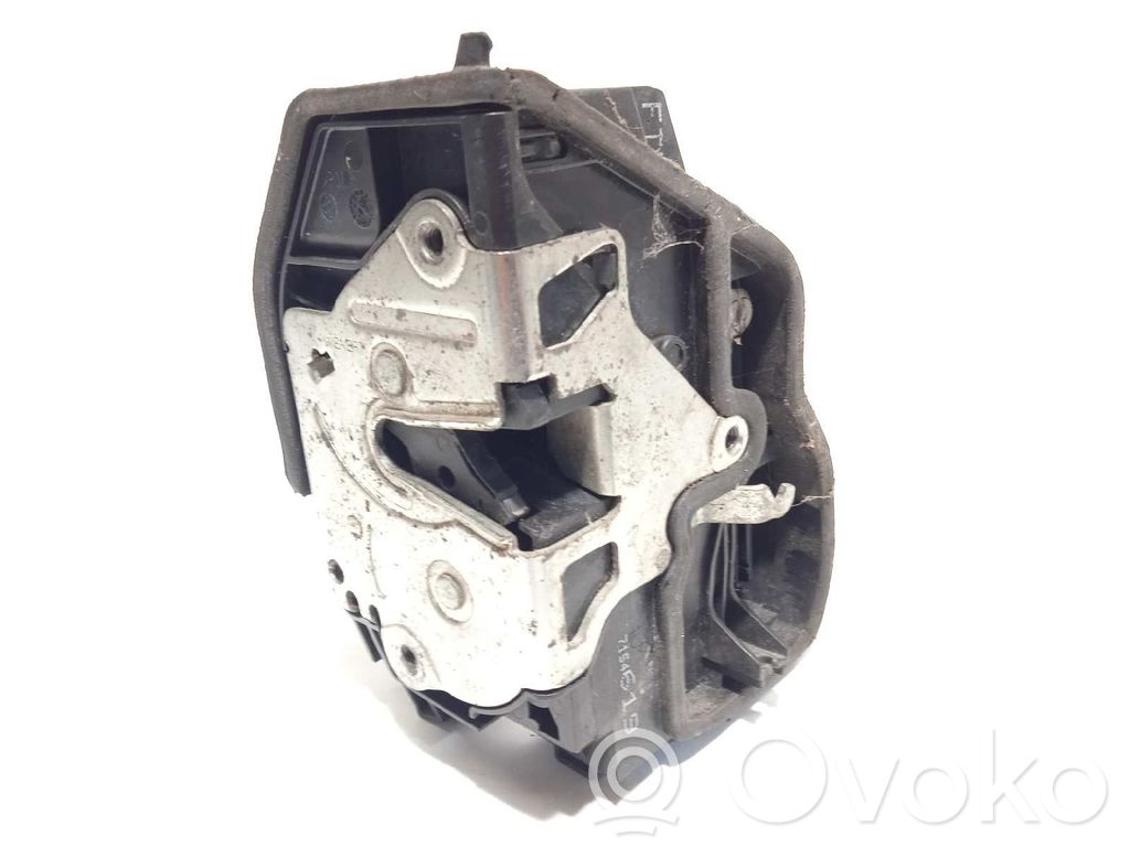 BMW 5 E60 E61 Etuoven lukko 