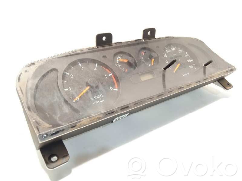 Nissan Terrano Velocímetro (tablero de instrumentos) 