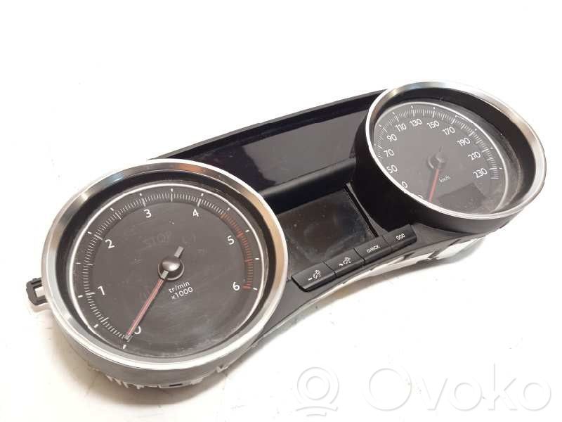 Peugeot 508 Compteur de vitesse tableau de bord 