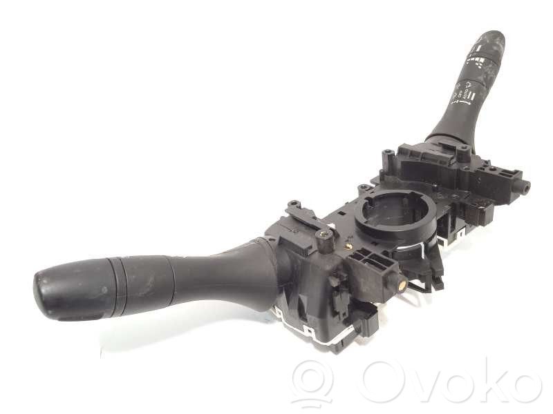 Nissan Qashqai Palanca de intermitentes 