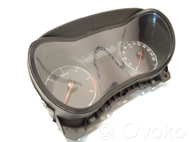 Opel Corsa E Nopeusmittari (mittaristo) 
