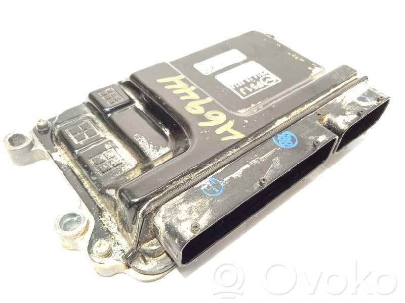 Mazda 3 III Engine control unit/module 