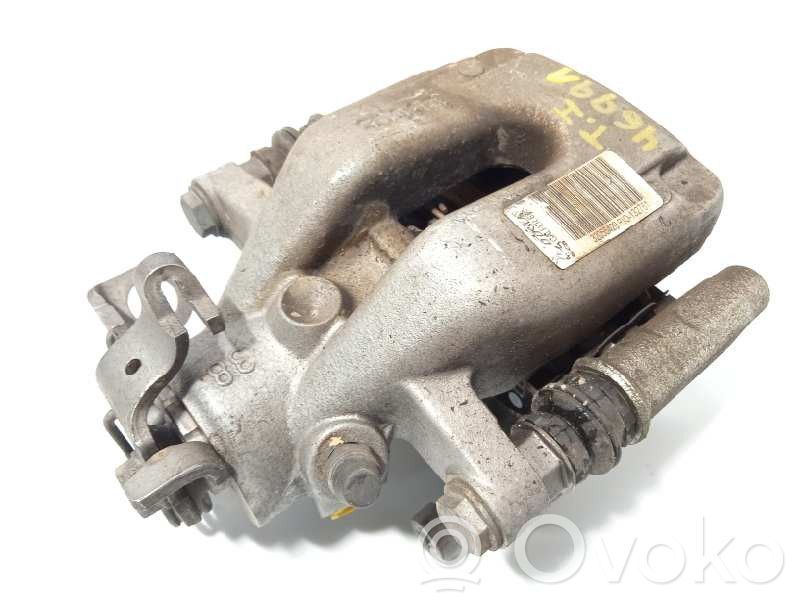Takajarrusatula   3645010,9815993680