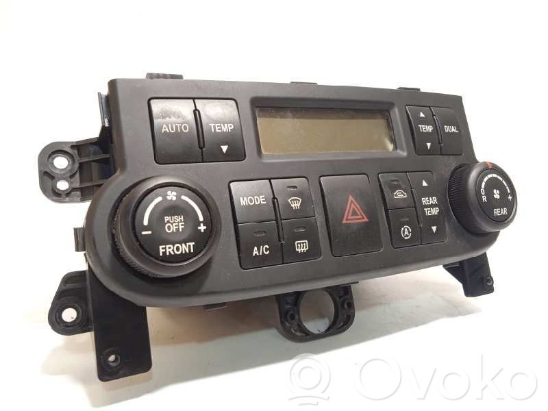 KIA Carnival Climate control unit 