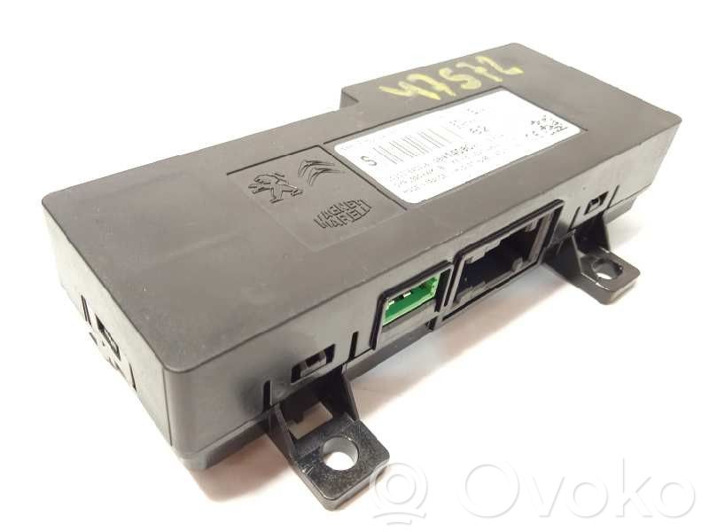 Alte unități/module de control   9841408080