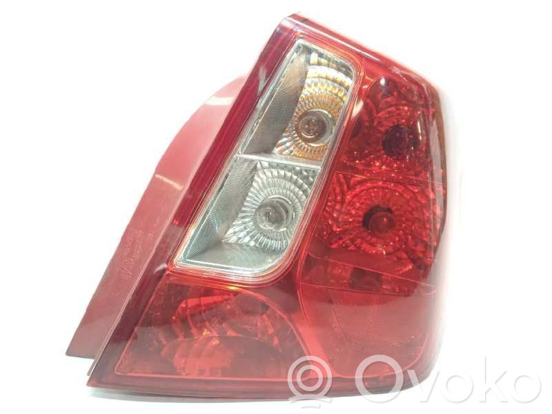 Chevrolet Nubira Luci posteriori 