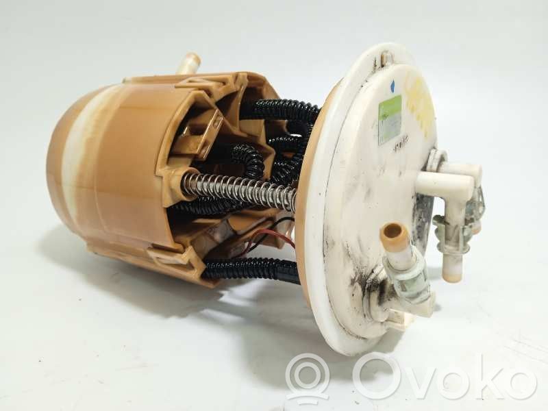 Bomba interna de combustible   42081AG110