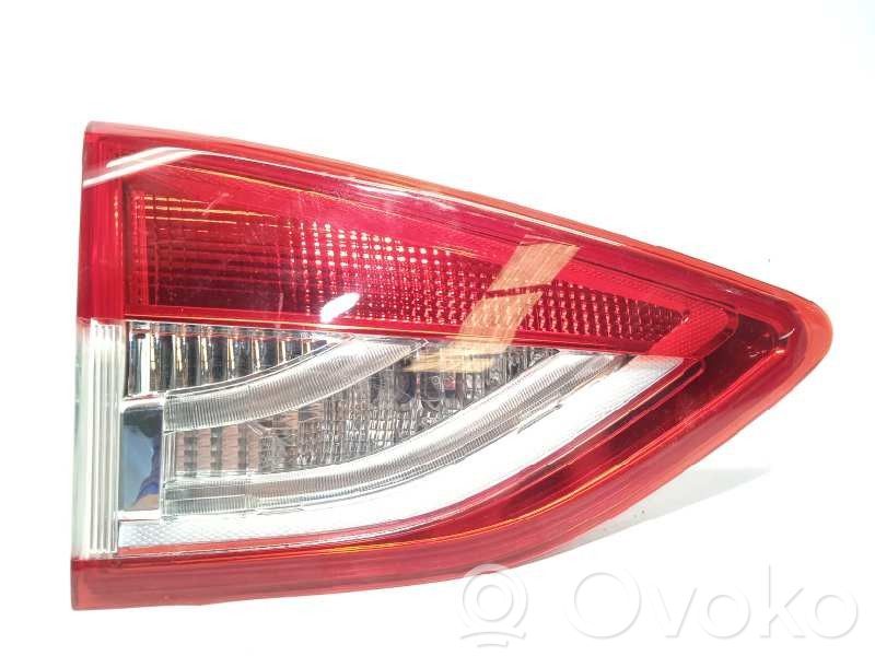 Ford Kuga II Etuajovalon polttimo 