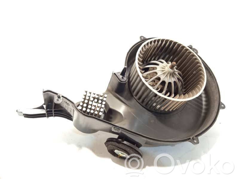 Land Rover Freelander 2 - LR2 Ventilator aerotermă
