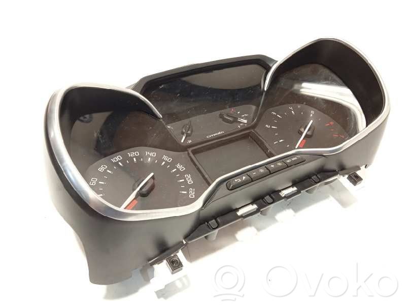 Geschwindigkeitsmesser Cockpit   9832140480