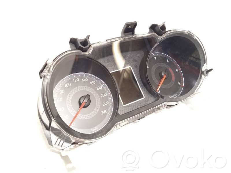 Mitsubishi Lancer X Geschwindigkeitsmesser Cockpit 