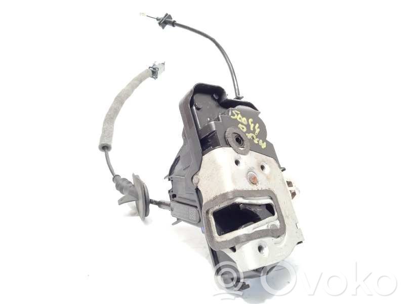 Ford Fiesta Zamek drzwi przednich 