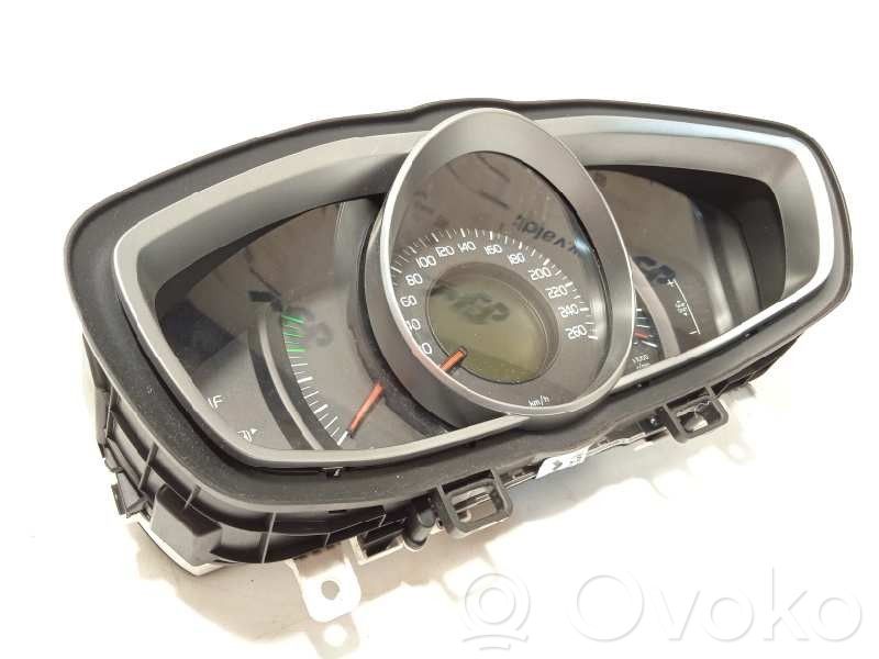 Volvo V40 Speedometer (instrument cluster) 