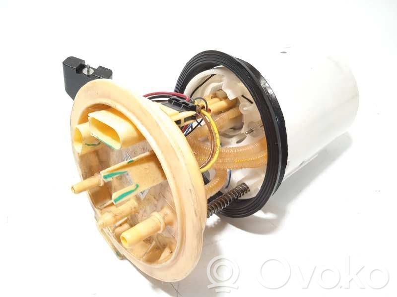 Volkswagen Tiguan Pompa carburante immersa 