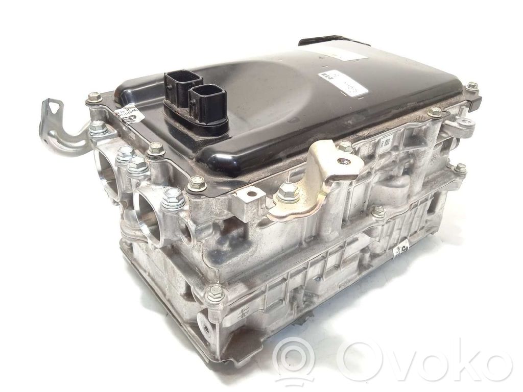 Inversor/convertidor de voltaje   G920047330,G920049135