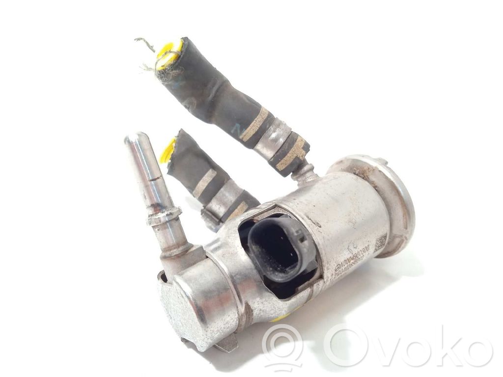 Inyector de combustible   A0004900300